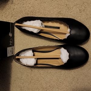 New Direction Black Dakota Flats-sz 7.5